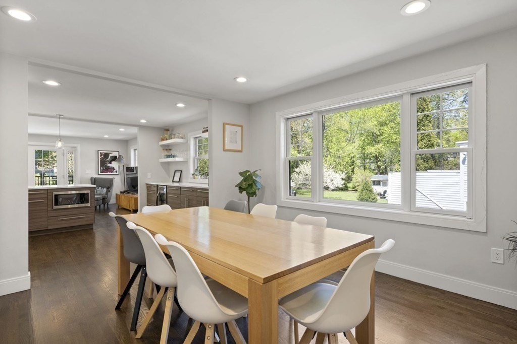 5 bed, 4+ bath apartment for rent at 265 Jackson St, Newton — photo 4 of 38