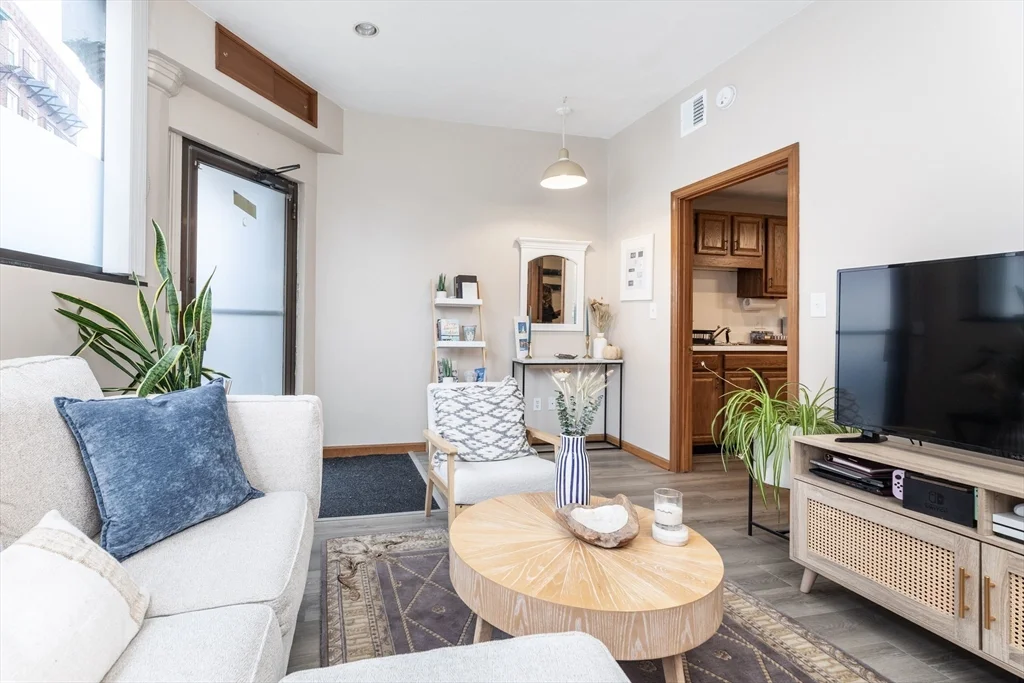 1 bed, 1 bath apartment for rent at 263-265 North St Unit A, North End — photo 5 of 17