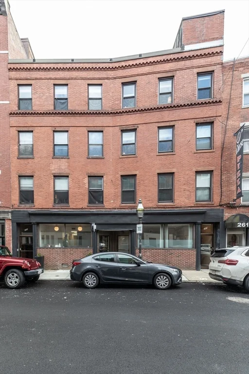 1 bed, 1 bath apartment for rent at 263-265 North St Unit A, North End — photo 15 of 17