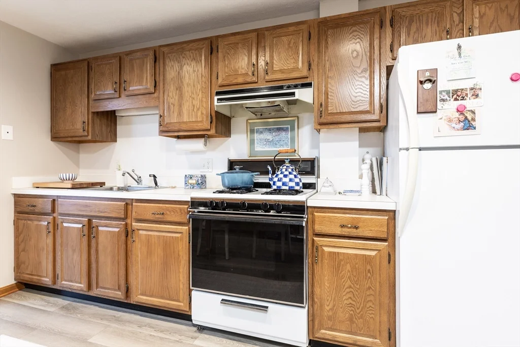 1 bed, 1 bath apartment for rent at 263-265 North St Unit A, North End — photo 6 of 17