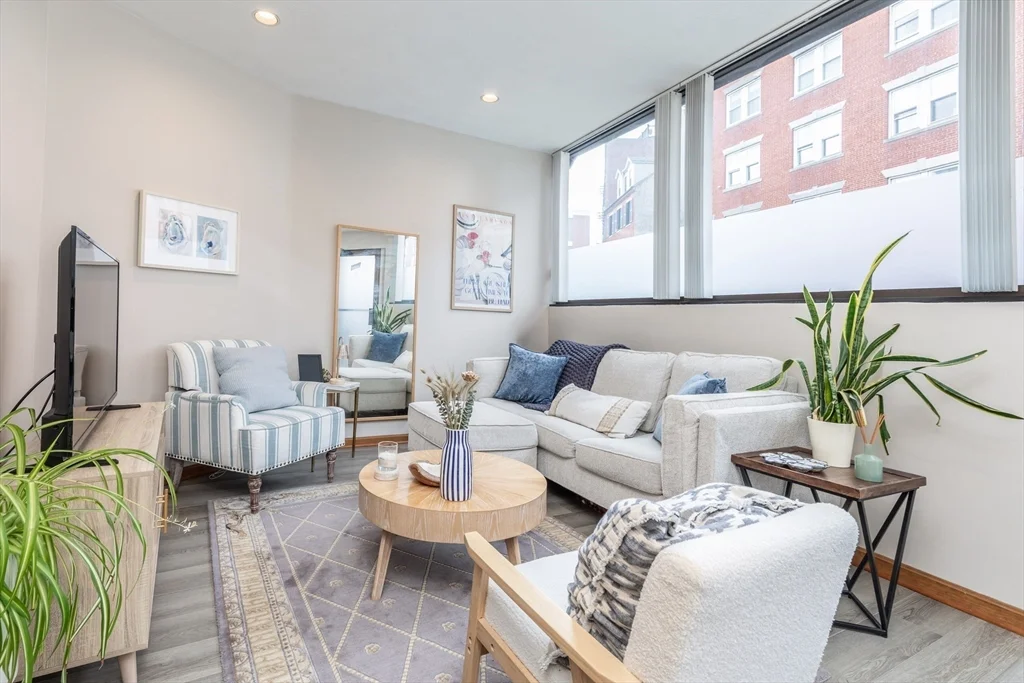 1 bed, 1 bath apartment for rent at 263-265 North St Unit A, North End