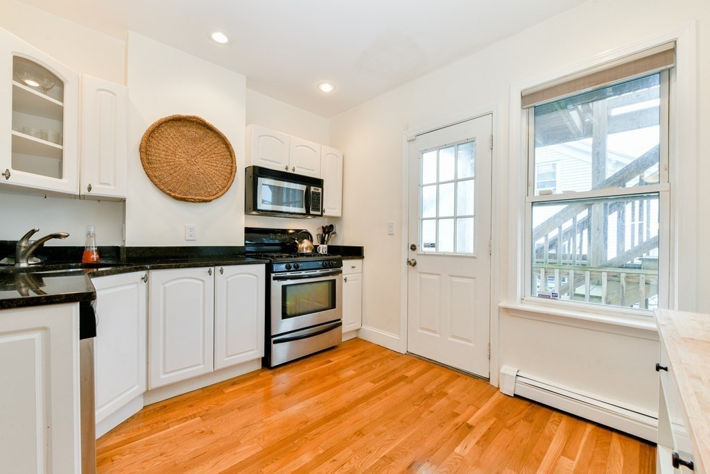 2 bed, 1 bath apartment for rent at 265 Silver St Unit 2, South Boston — photo 6 of 11