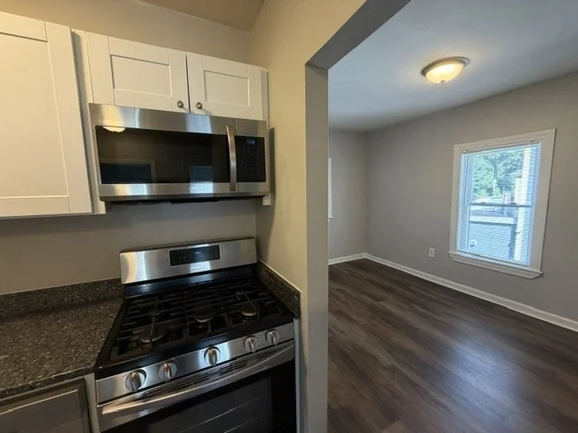 2 bed, 1 bath apartment for rent at 266-274 River St Unit 274#2, Waltham — photo 3 of 10