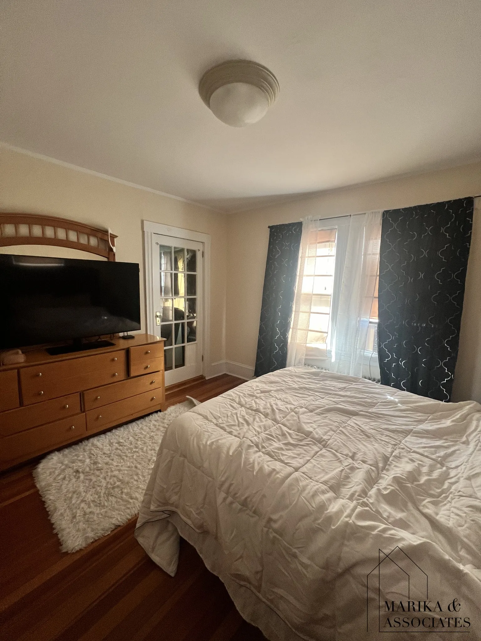 2 bed, 1 bath apartment for rent at 266 Adams St Unit 2, Nonantum — photo 5 of 11