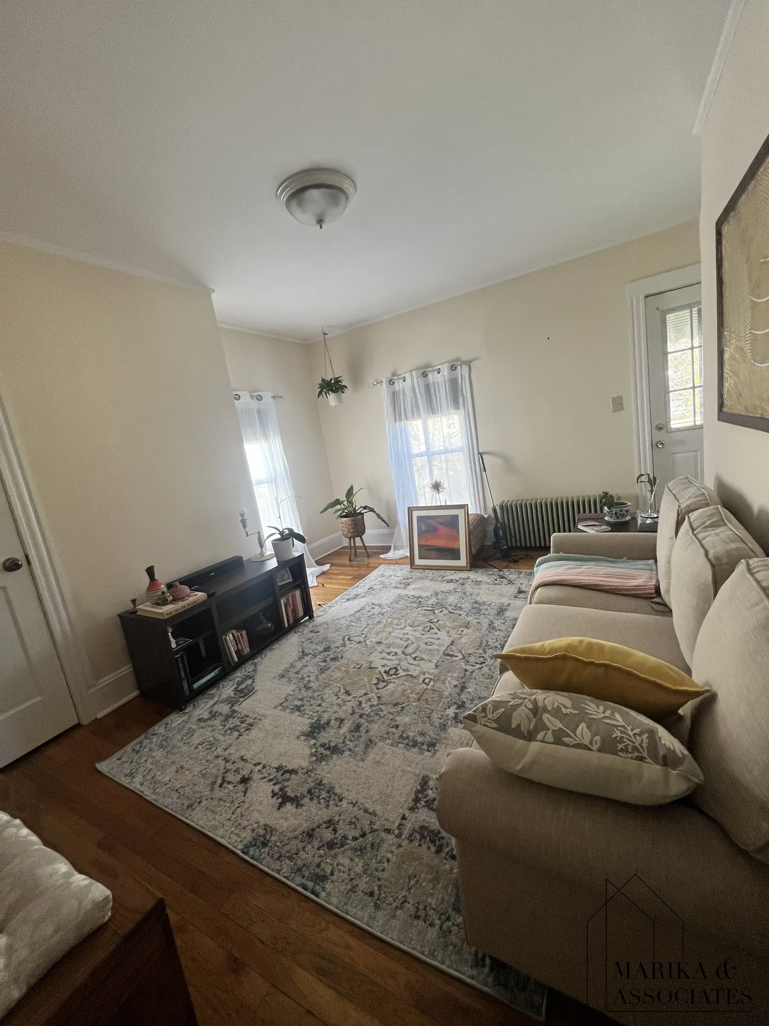 2 bed, 1 bath apartment for rent at 266 Adams St Unit 2, Nonantum — photo 3 of 11