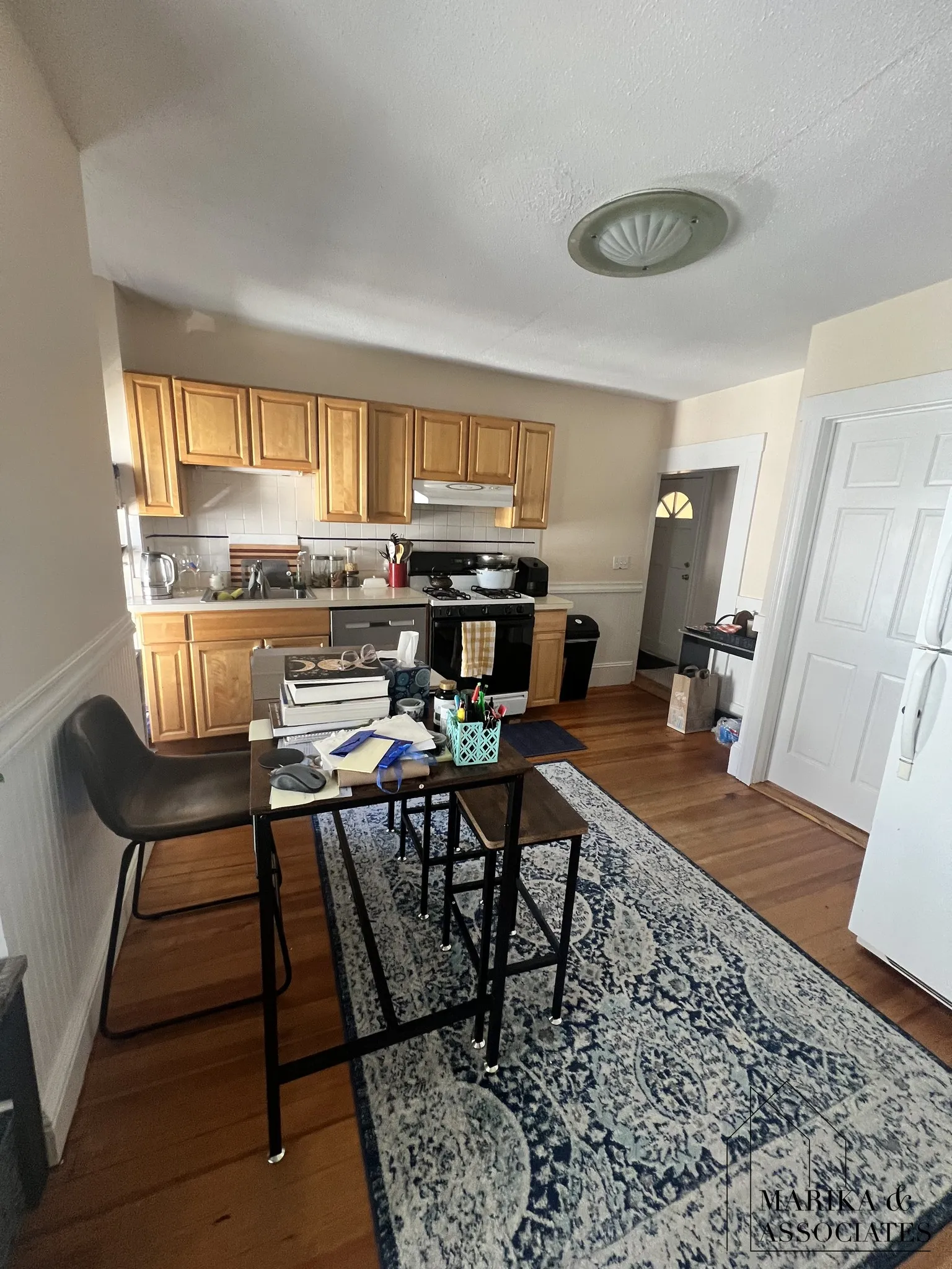 2 bed, 1 bath apartment for rent at 266 Adams St Unit 2, Nonantum — photo 2 of 11