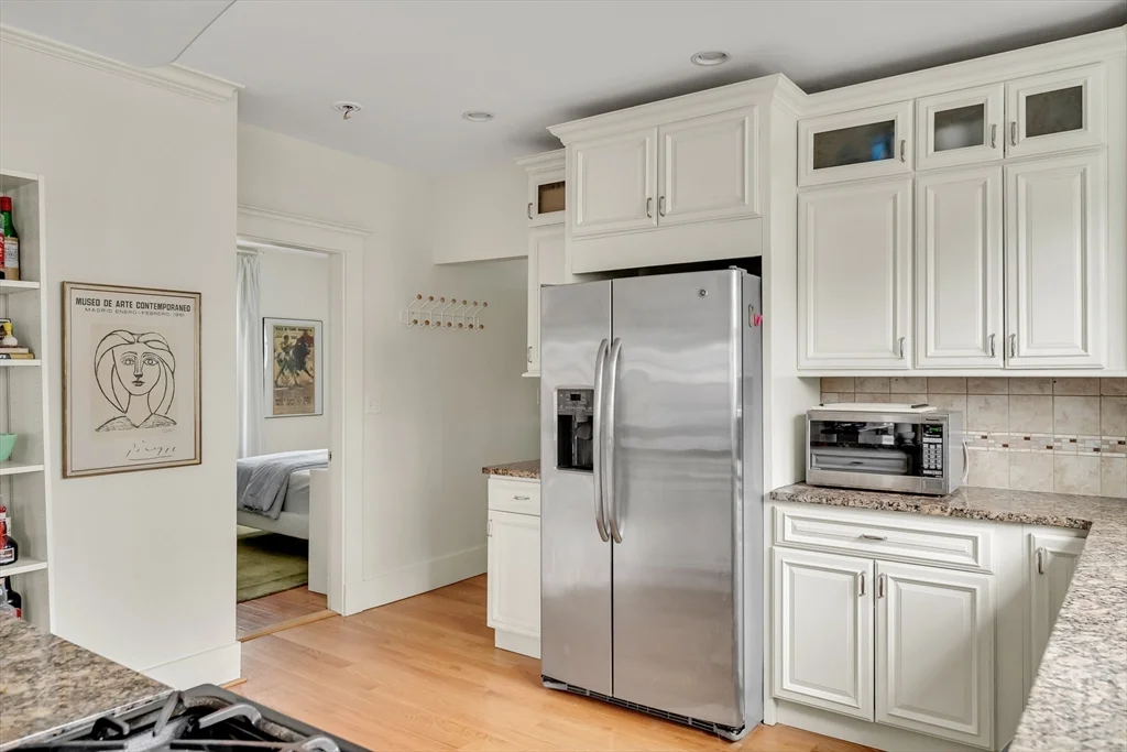 2 bed, 1 bath apartment for rent at 266 Belmont St Unit 1, Watertown — photo 12 of 25