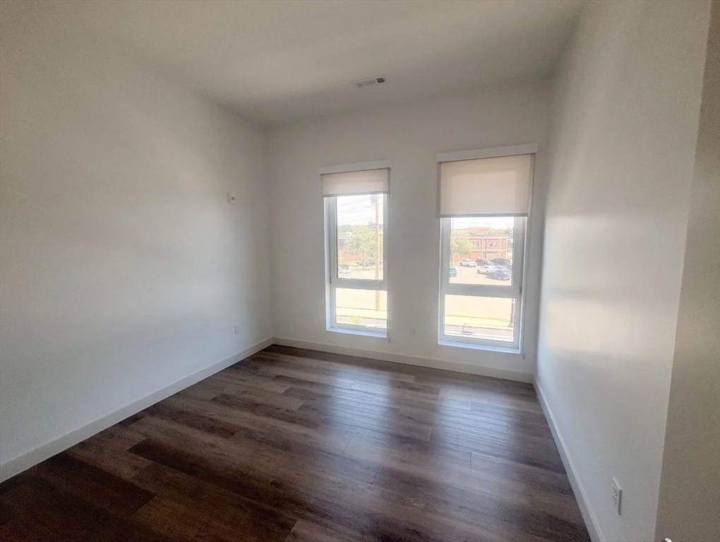2 bed, 1 bath apartment for rent at 266 Canal St Unit 1215, Glenwood — photo 7 of 29