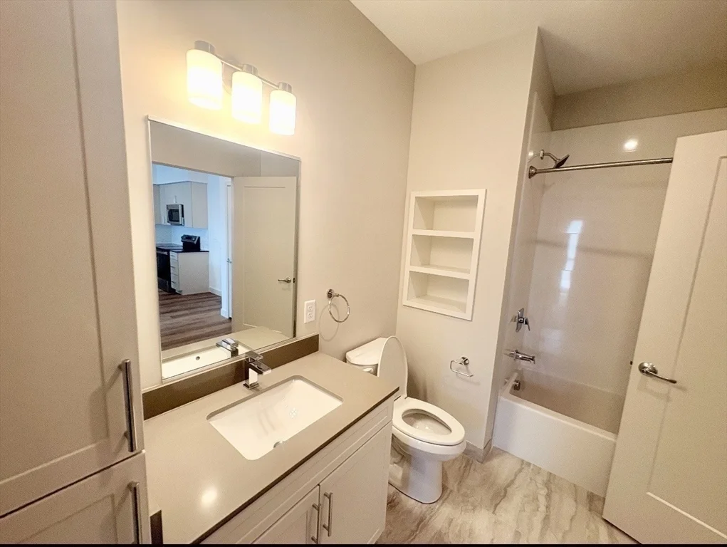 2 bed, 1 bath apartment for rent at 266 Canal St Unit 2514, Glenwood — photo 10 of 22
