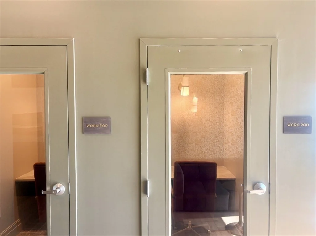 2 bed, 1 bath apartment for rent at 266 Canal St Unit 2514, Glenwood — photo 17 of 22
