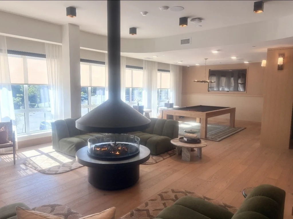 2 bed, 1 bath apartment for rent at 266 Canal St Unit 2514, Glenwood — photo 13 of 22