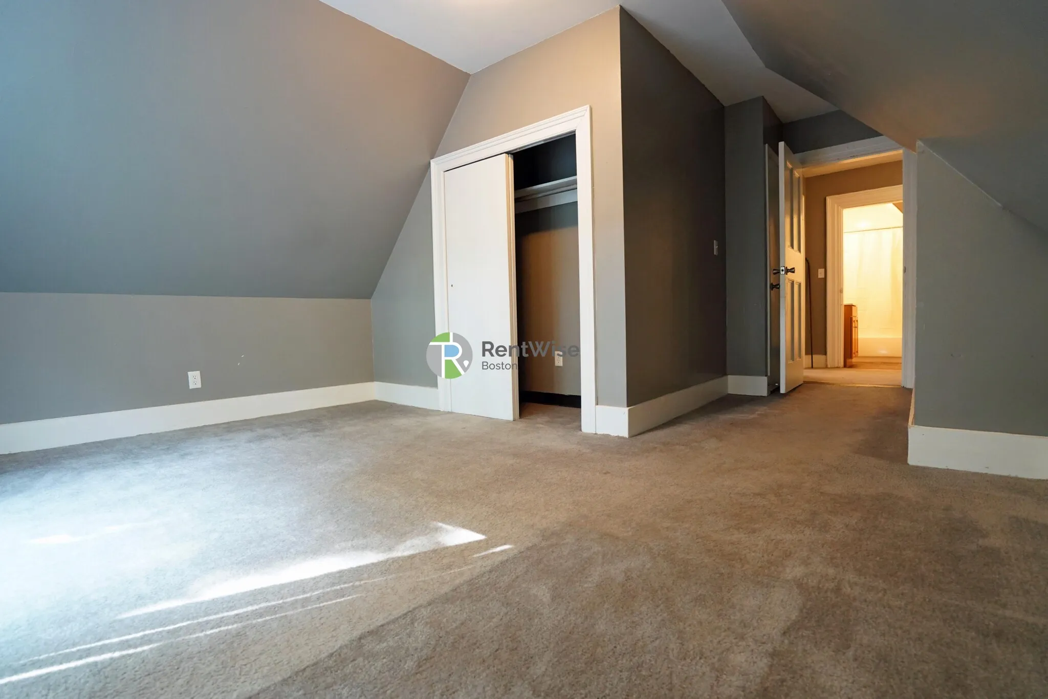 3 bed, 2 bath apartment for rent at 266 Chestnut Hill Ave Unit 6, Brighton — photo 14 of 25
