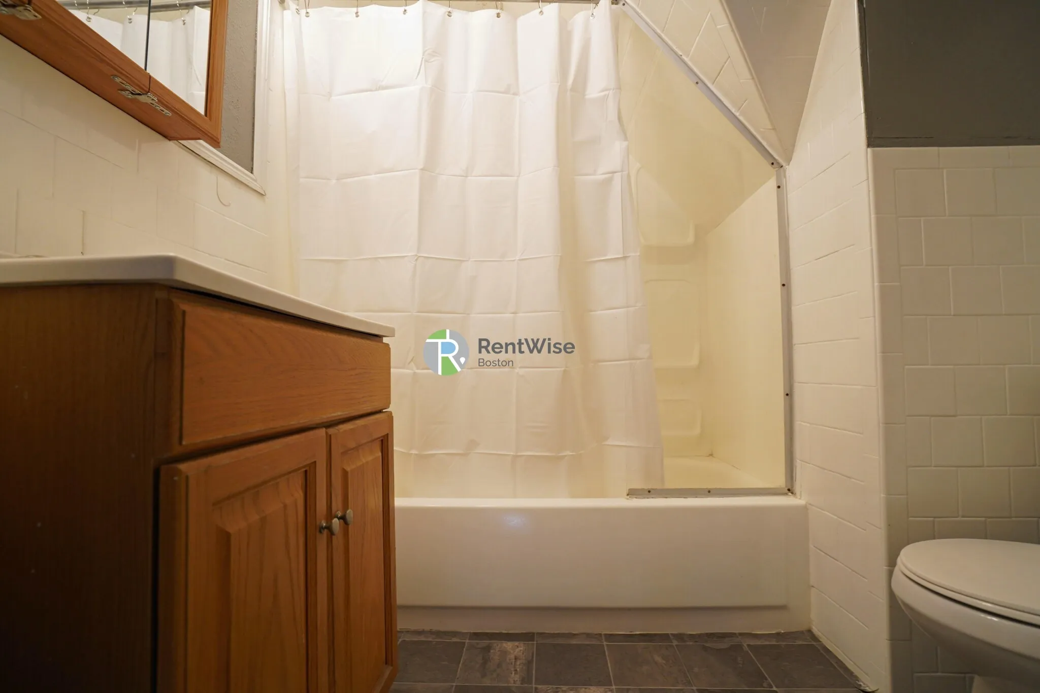 3 bed, 2 bath apartment for rent at 266 Chestnut Hill Ave Unit 6, Brighton — photo 12 of 25