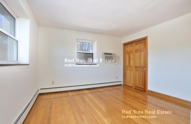 2 bed, 1 bath apartment for rent at 266 Grove St Unit 6, Auburndale
