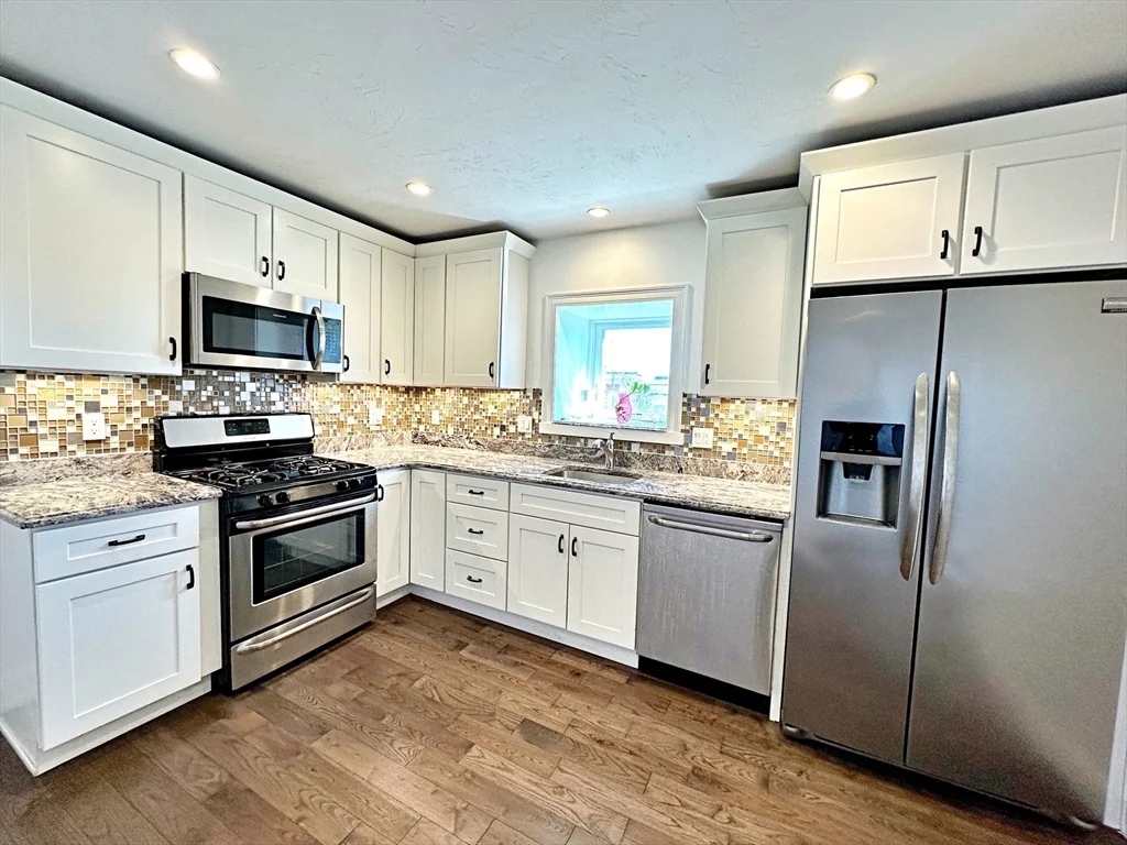 2 bed, 1 bath apartment for rent at 266 Lexington St Unit 3, East Boston — photo 10 of 29