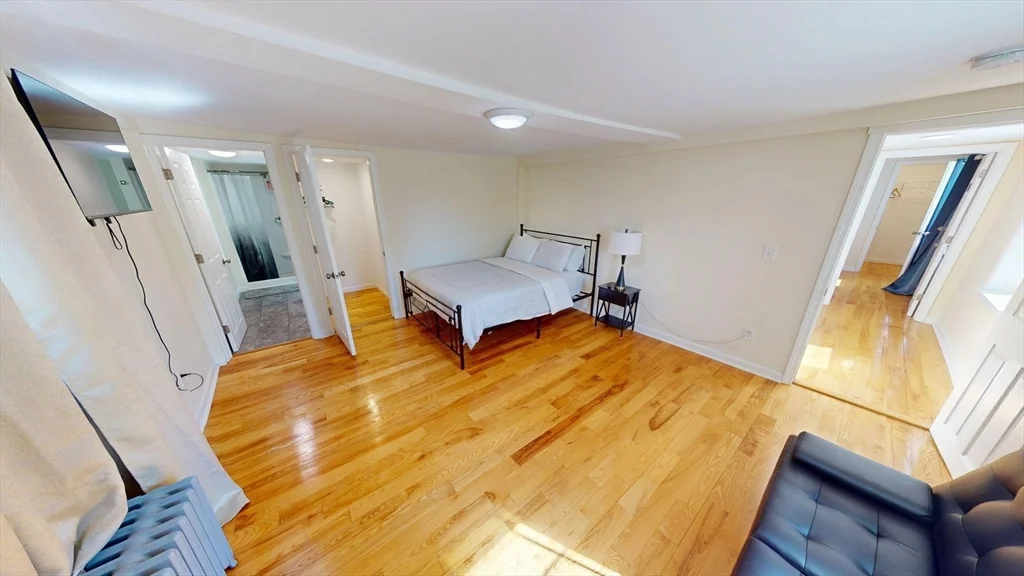 4 bed, 4+ bath apartment for rent at 266 Webster St, Worcester — photo 22 of 29