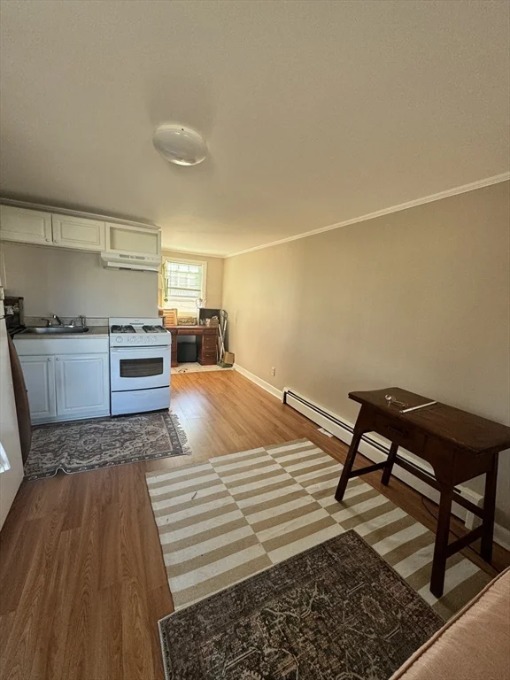 1 bed, 1 bath apartment for rent at 2667 Cranberry Hwy Unit 7, Wareham