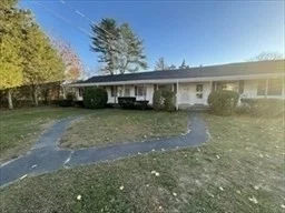 1 bed, 1 bath apartment for rent at 2667 Cranberry Hwy Unit 7, Wareham — photo 2 of 17