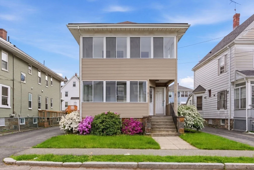 2 bed, 1 bath apartment for rent at 267-269 Farrington St Unit 2, Quincy