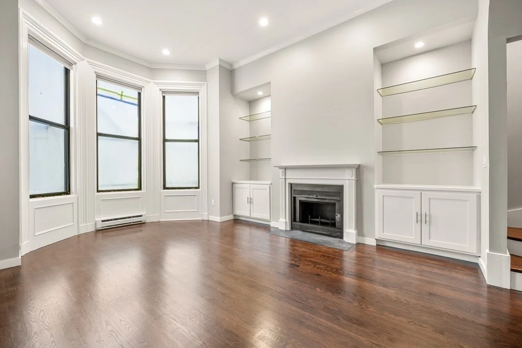 2 bed, 2 bath apartment for rent at 267 Beacon St Unit 2, Back Bay — photo 2 of 25