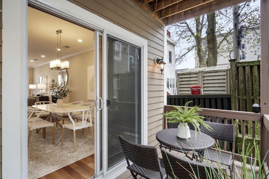 3 bed, 2 bath apartment for rent at 267 Bolton St Unit 267, South Boston — photo 6 of 18