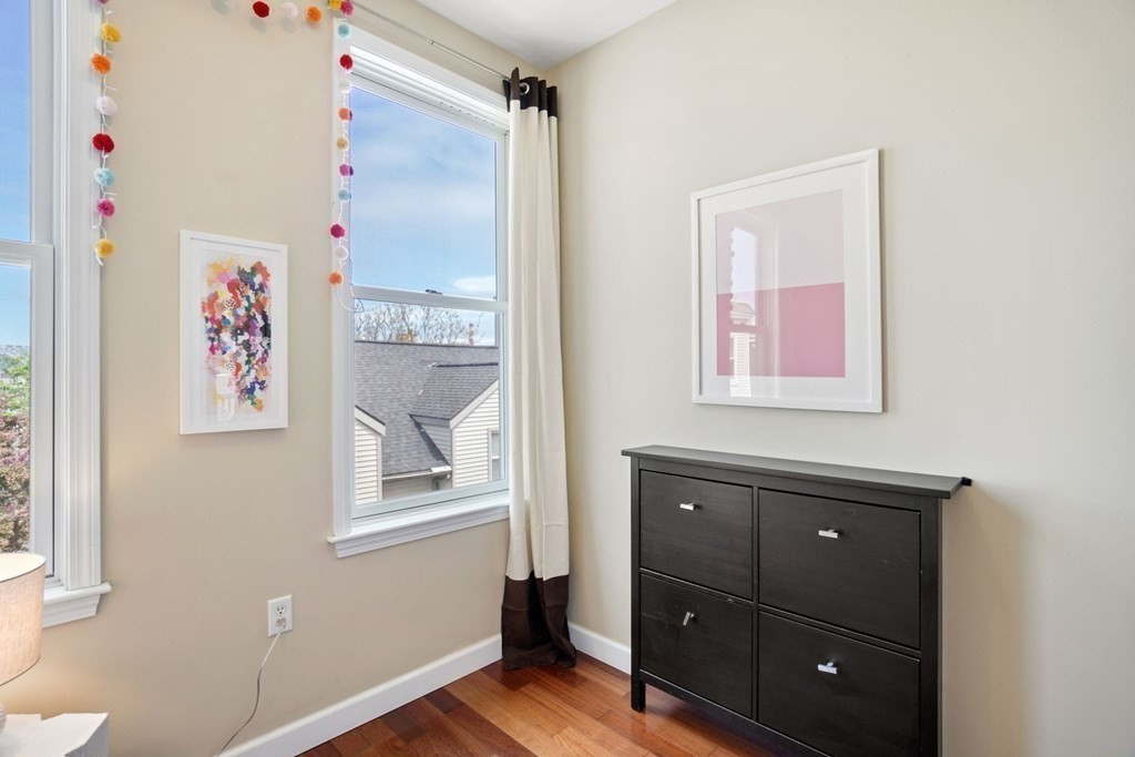 3 bed, 2 bath apartment for rent at 267 Bolton St Unit 267, South Boston — photo 10 of 18