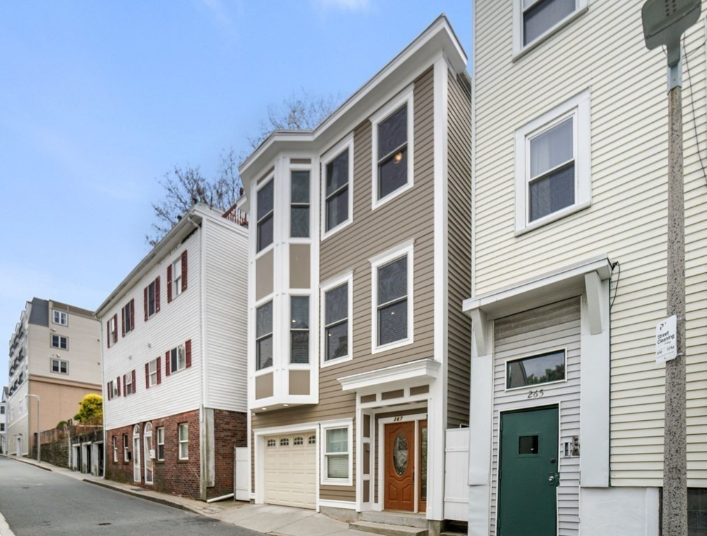 3 bed, 2 bath apartment for rent at 267 Bolton St Unit 267, South Boston — photo 15 of 18