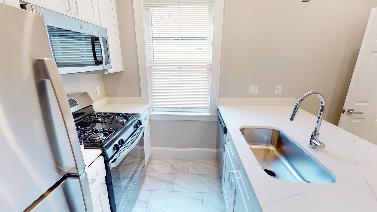 3.5 bed, 2 bath apartment for rent at 267 Cottage St Unit 1, Dorchester — photo 17 of 27