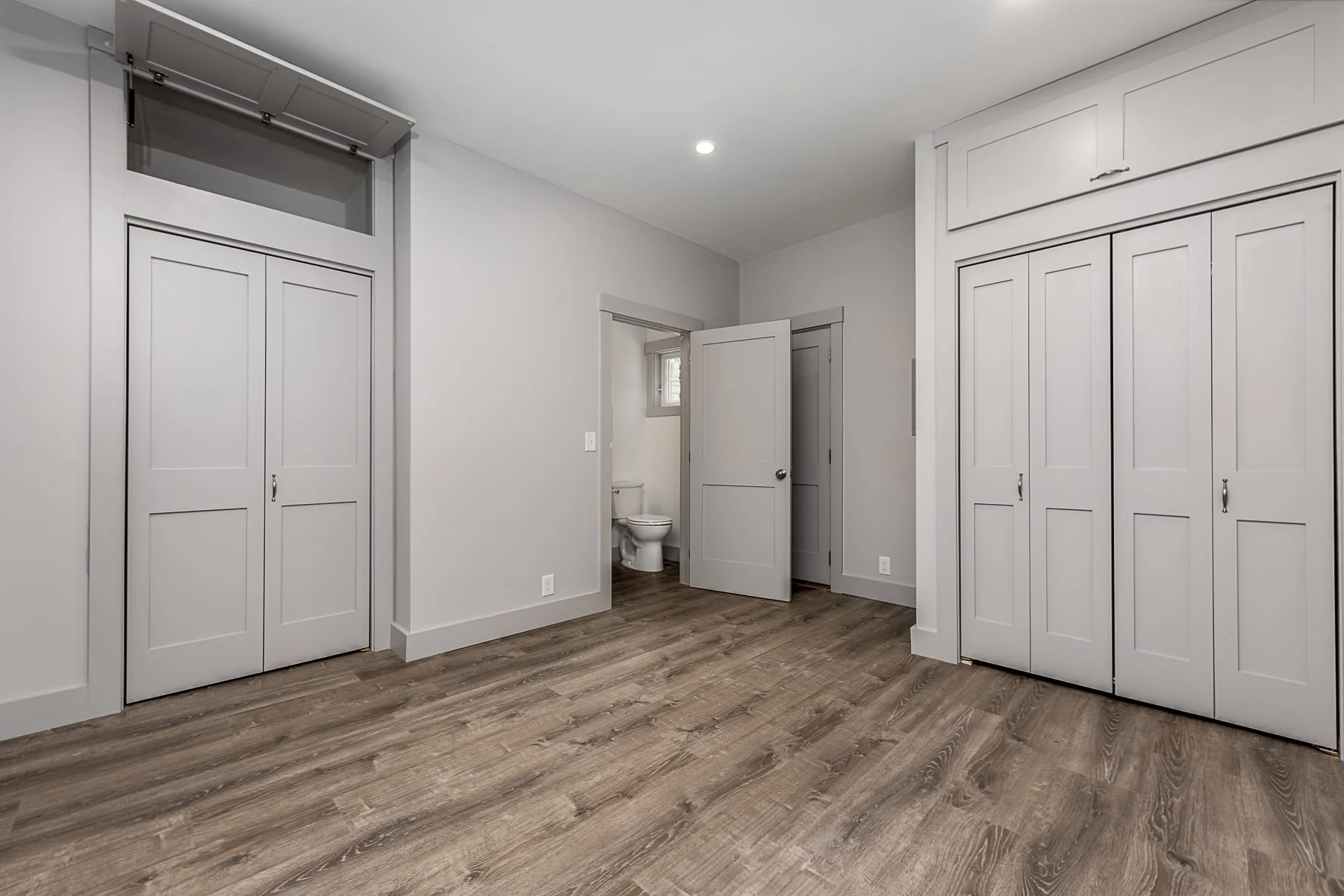 1 bed, 1 bath apartment for rent at 267 Humphrey St Unit A, Marblehead — photo 9 of 9