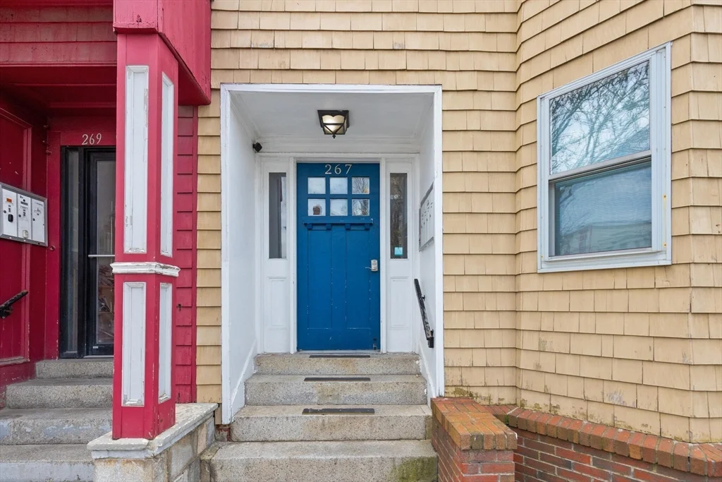 2 bed, 1 bath apartment for rent at 267 Lexington St Unit 3, East Boston — photo 17 of 18