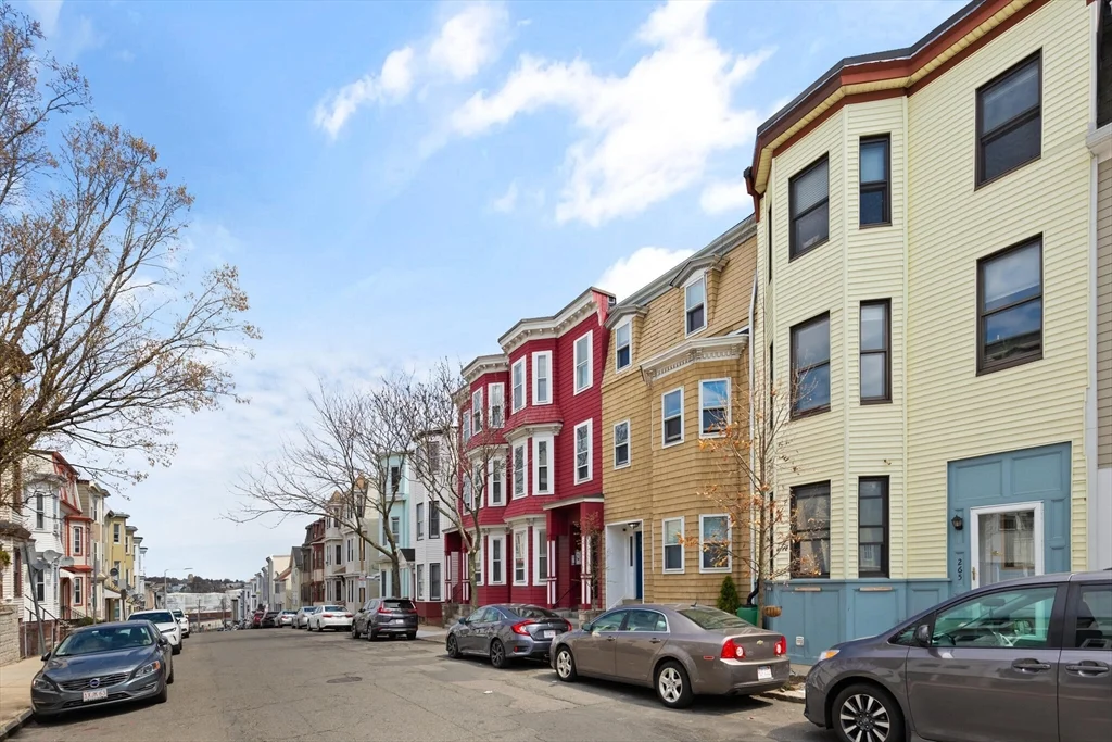 2 bed, 1 bath apartment for rent at 267 Lexington St Unit 3, East Boston — photo 18 of 18