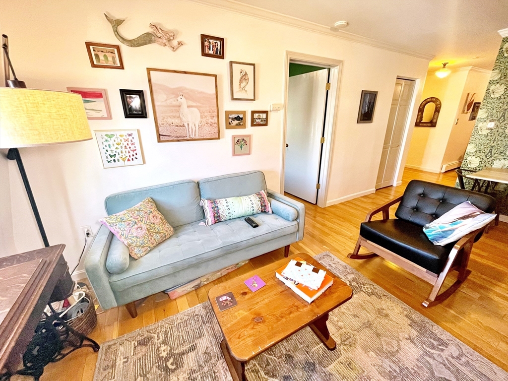 2 bed, 1 bath apartment for rent at 267 Lexington St Unit 4, East Boston — photo 3 of 22