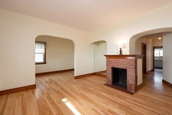 2 bed, 1 bath apartment for rent at 267 Lynn Shore Dr Unit 2, Diamond District — photo 7 of 25