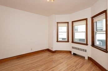 2 bed, 1 bath apartment for rent at 267 Lynn Shore Dr Unit 2, Diamond District — photo 17 of 25