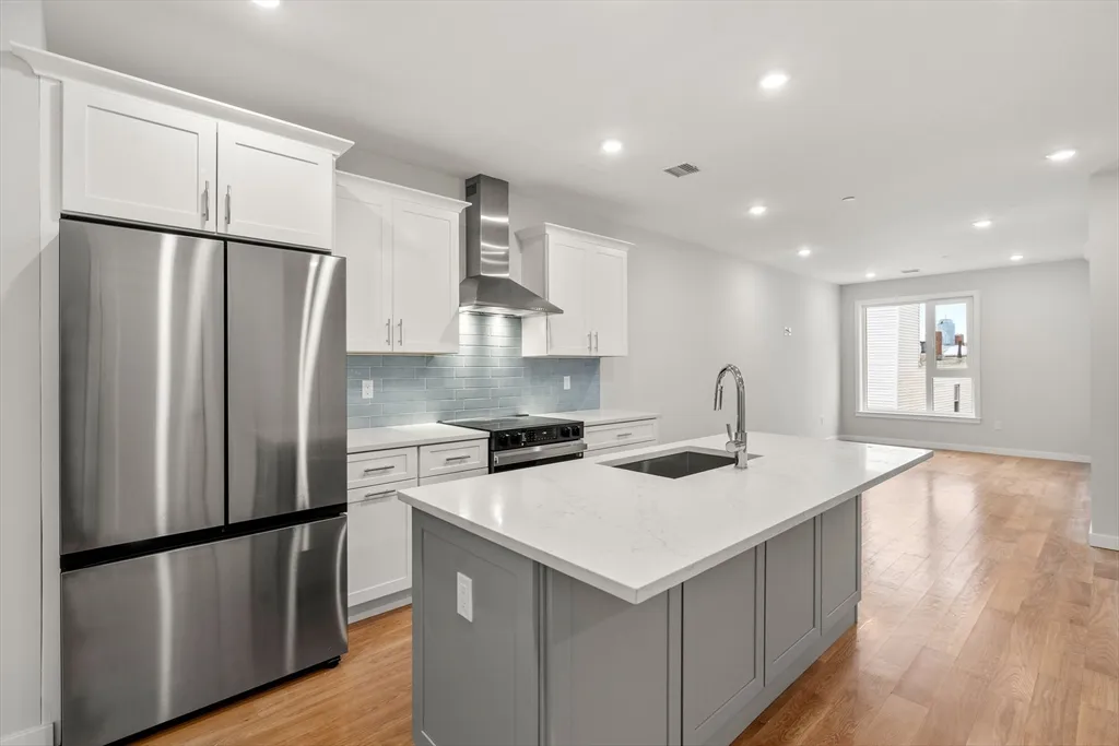 2 bed, 2 bath apartment for rent at 267 Old Colony Ave Unit 411, South Boston