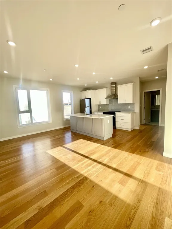 2 bed, 2 bath apartment for rent at 267 Old Colony Ave Unit 414, South Boston — photo 2 of 20