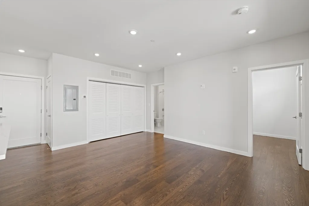 2 bed, 2 bath apartment for rent at 267 Old Colony Ave Unit 507, South Boston — photo 9 of 39