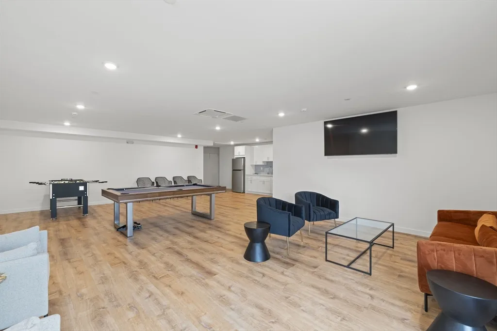 2 bed, 2 bath apartment for rent at 267 Old Colony Ave Unit 507, South Boston — photo 35 of 39