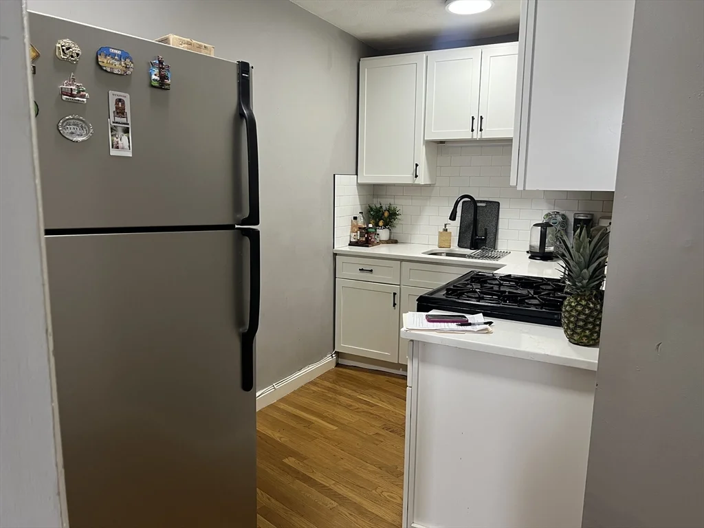 2 bed, 1 bath apartment for rent at 267 Washington Ave Unit 5, Winthrop — photo 4 of 14