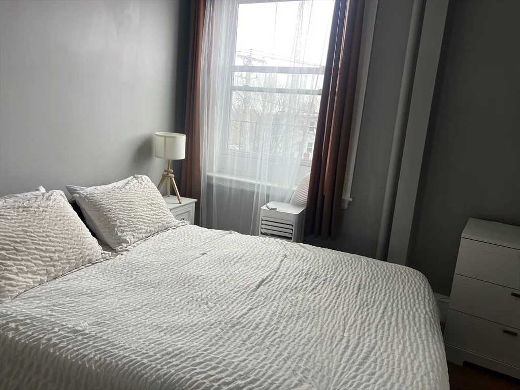 2 bed, 1 bath apartment for rent at 267 Washington Ave Unit 5, Winthrop — photo 10 of 14