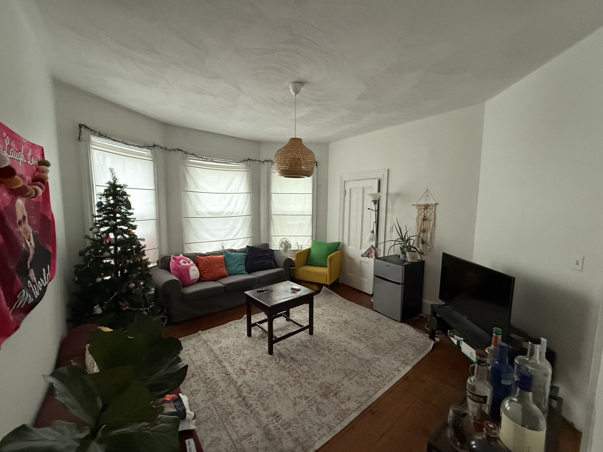 4 bed, 1 bath apartment for rent at 268 Broadway Unit 1, The Port — photo 5 of 11