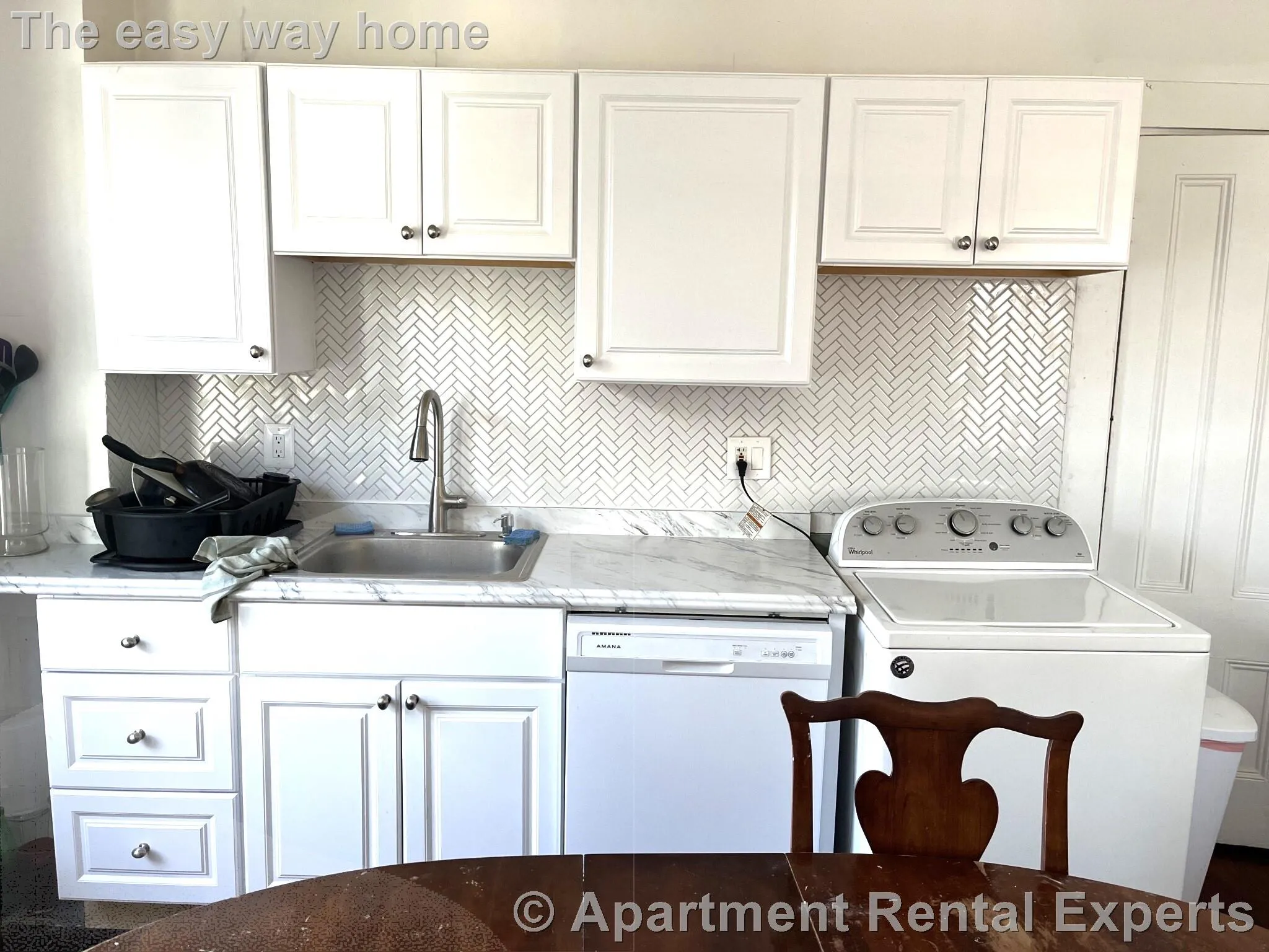 4 bed, 1 bath apartment for rent at 268 Broadway Unit 3, Central Square — photo 1 of 12