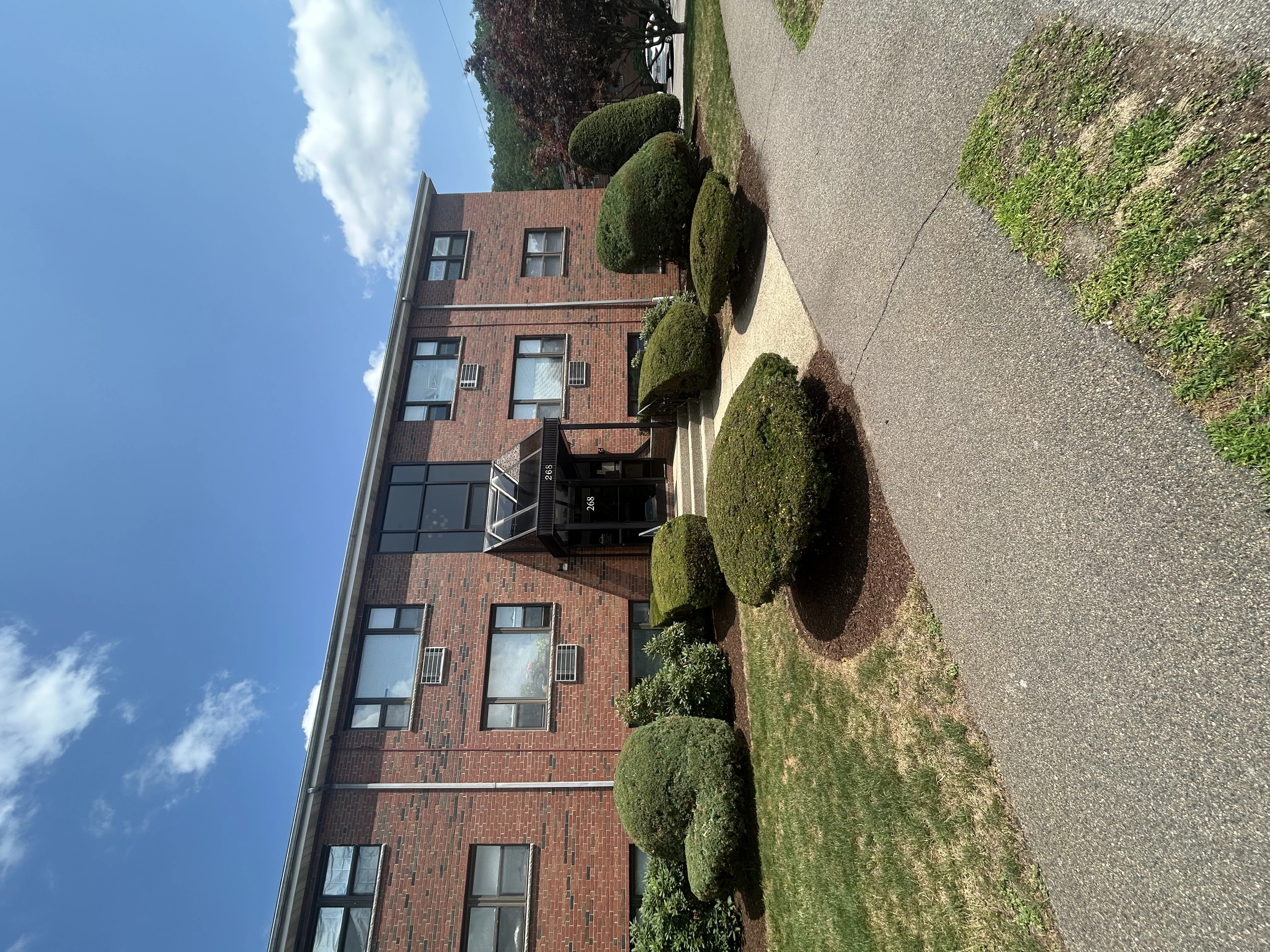 2 bed, 1 bath apartment for rent at 268 Grove St Unit 3, Auburndale