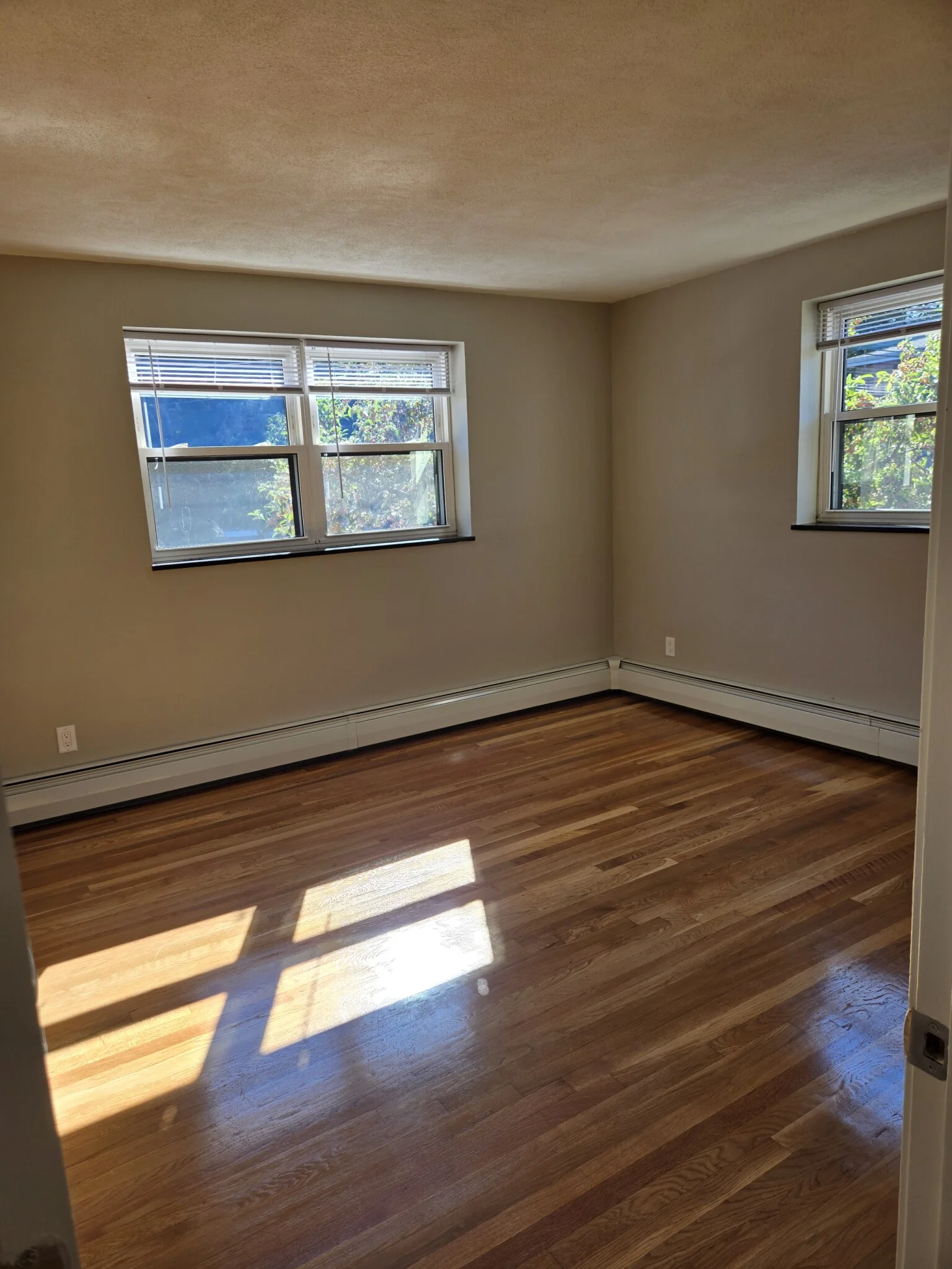 2 bed, 1 bath apartment for rent at 268 Grove St Unit 6, Auburndale — photo 7 of 7