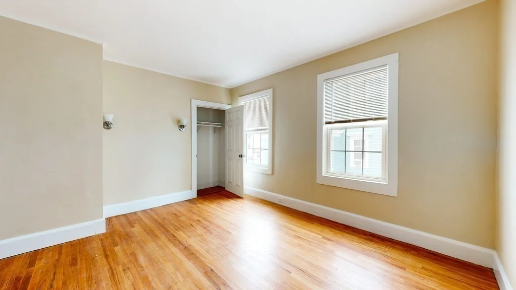 2 bed, 1.5 bath apartment for rent at 268 Locust St Unit 1, Fall River — photo 5 of 10