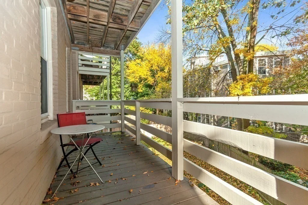 1 bed, 1 bath apartment for rent at 268 Windsor St Unit 4, The Port — photo 9 of 10