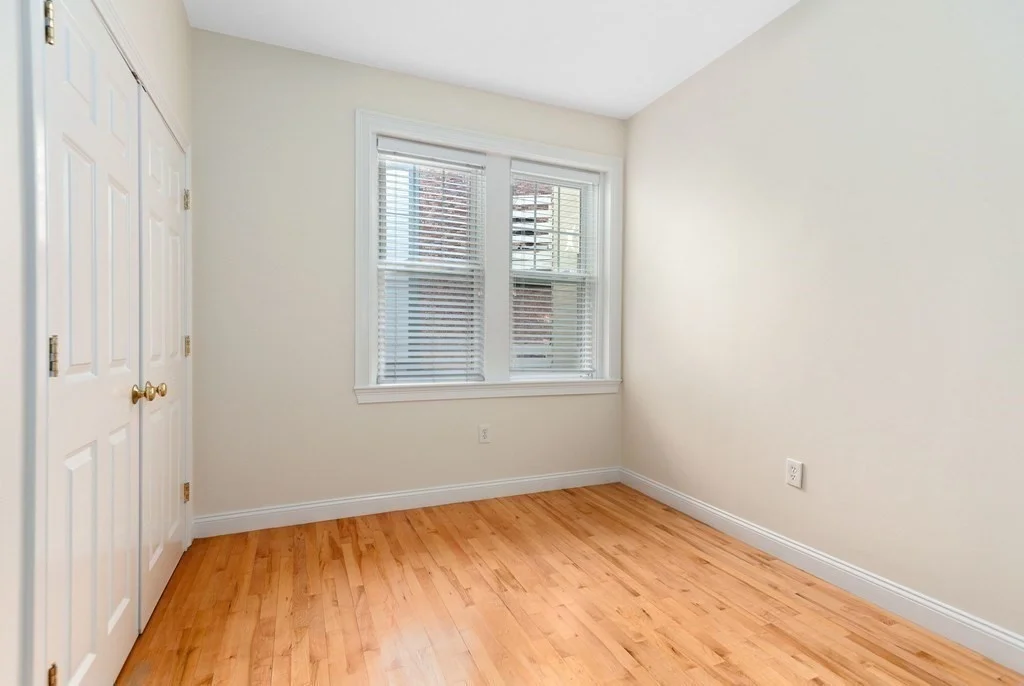 1 bed, 1 bath apartment for rent at 268 Windsor St Unit 4, The Port — photo 4 of 10