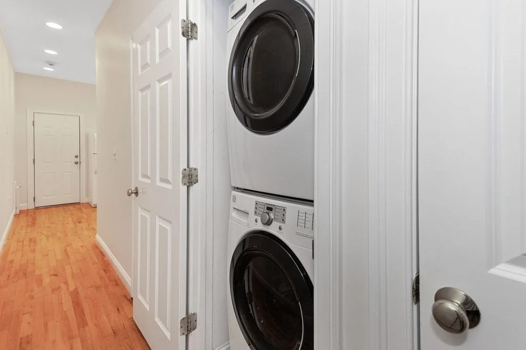1 bed, 1 bath apartment for rent at 268 Windsor St Unit 4, The Port — photo 6 of 10