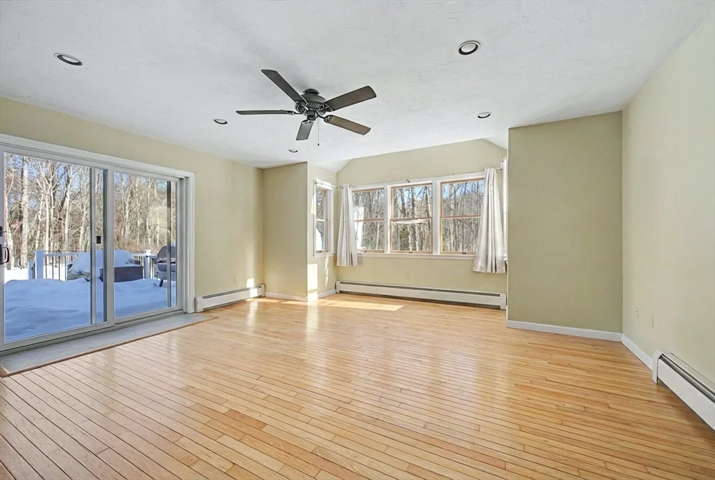 3 bed, 2 bath apartment for rent at 268 Wood St, Hopkinton — photo 7 of 22
