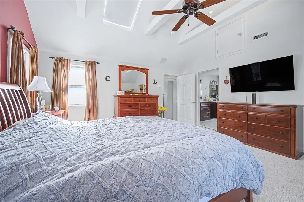 3 bed, 2 bath apartment for rent at 268 Wood St, Hopkinton — photo 14 of 22